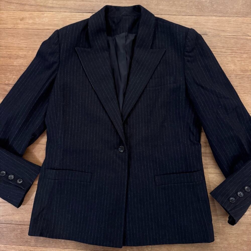 Daniel For Spellbound wool blend pinstripe one-button suit jacket size 12
b32